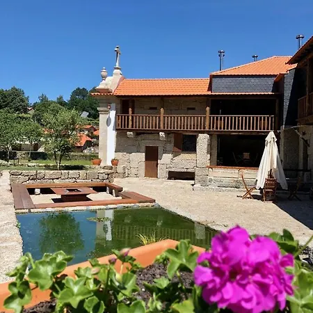 Amazing Farm House With Pool-espigueiro Prázdninový dům *